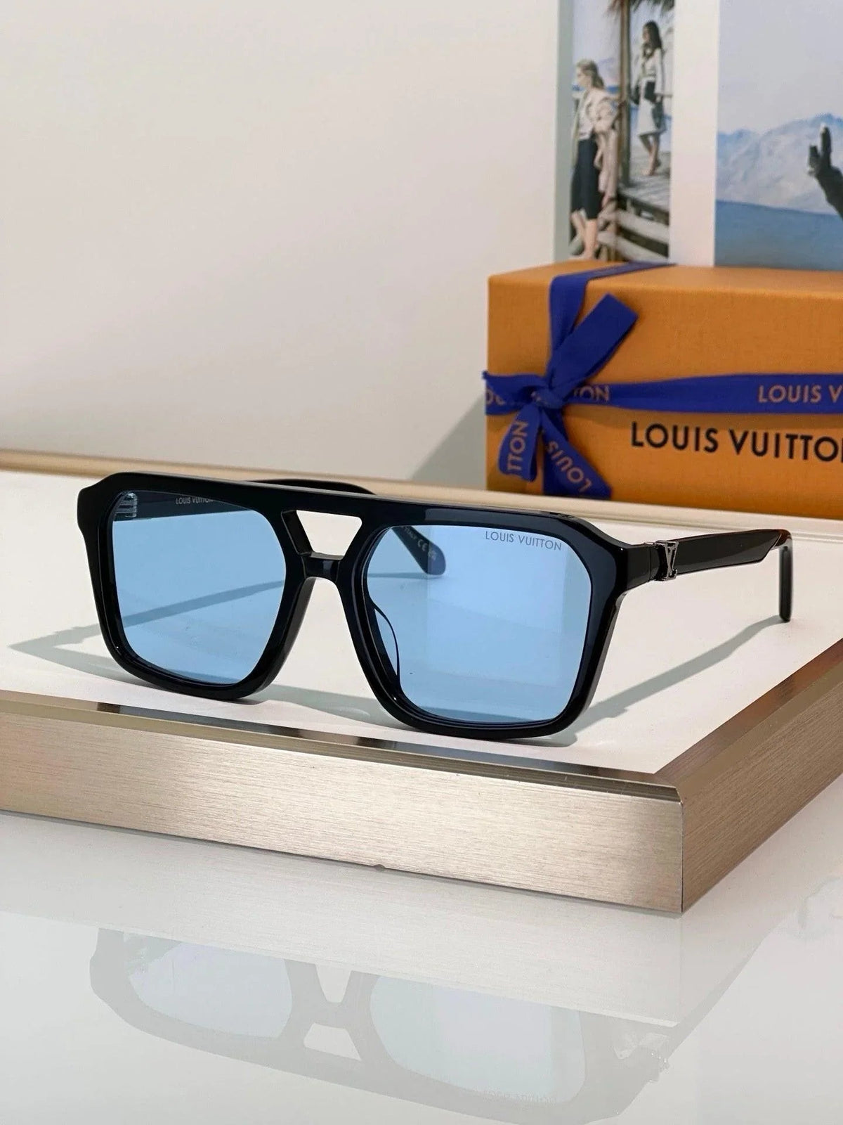 Louis Vuitton Z3120U LV Hit Large Square Sunglasses   ✨