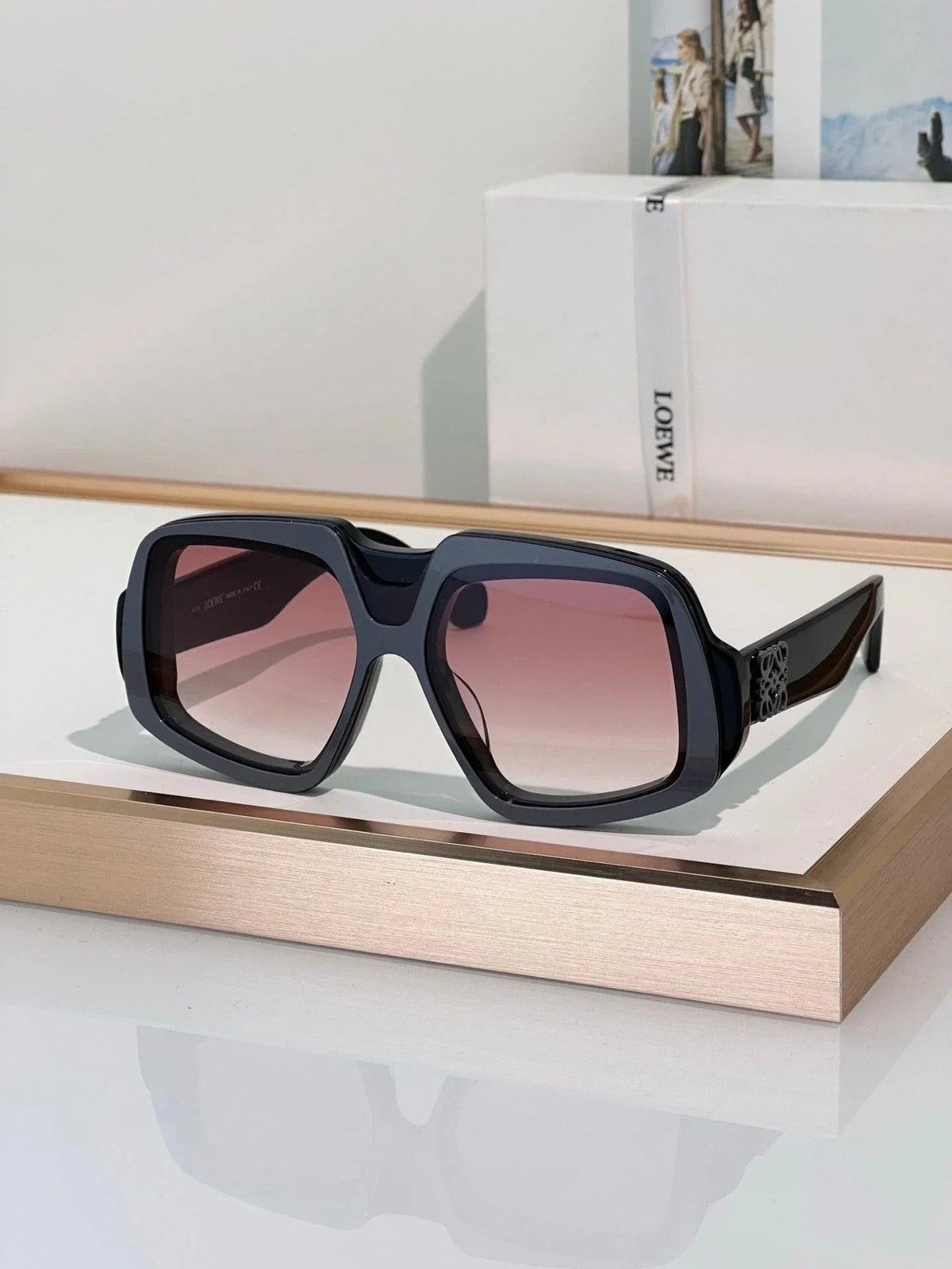 LOEWE Loewe Collage LW 40194I 52B Sunglasses ✨