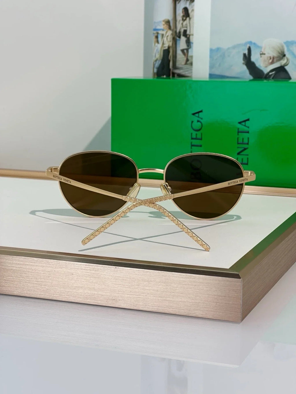 BOTTEGA VENETA BV1966S 001 - As Seen On Ali Larter Sunglasses💚