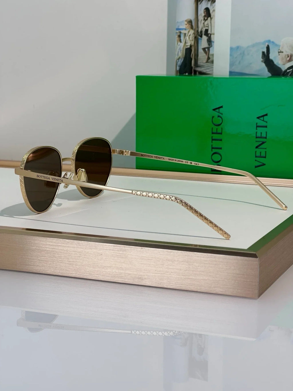 BOTTEGA VENETA BV1966S 001 - As Seen On Ali Larter Sunglasses💚