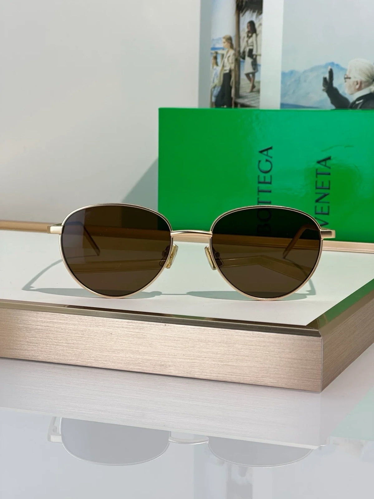 BOTTEGA VENETA BV1966S 001 - As Seen On Ali Larter Sunglasses💚