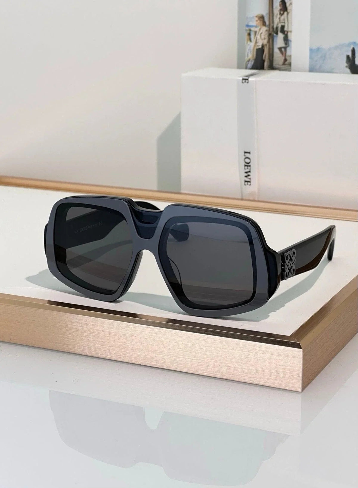 LOEWE Loewe Collage LW 40194I 52B Sunglasses ✨