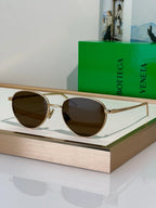 BOTTEGA VENETA BV1966S 001 - As Seen On Ali Larter Sunglasses💚