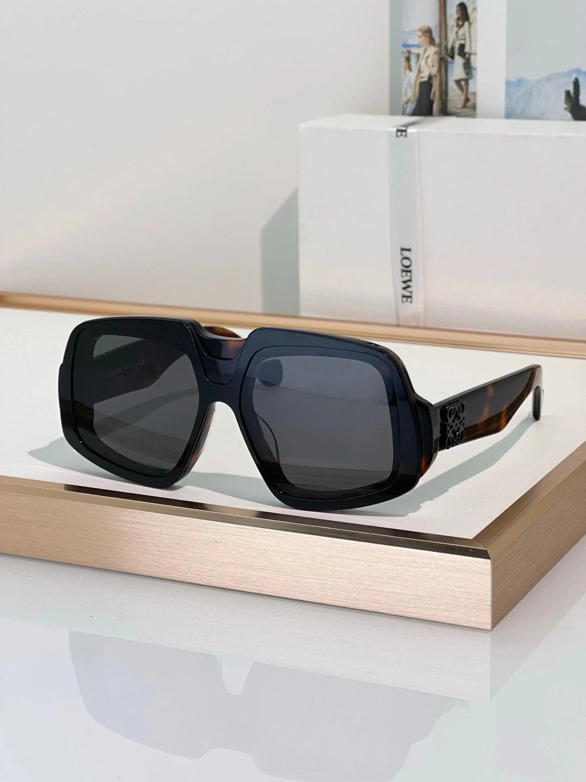 LOEWE Loewe Collage LW 40194I 52B Sunglasses ✨
