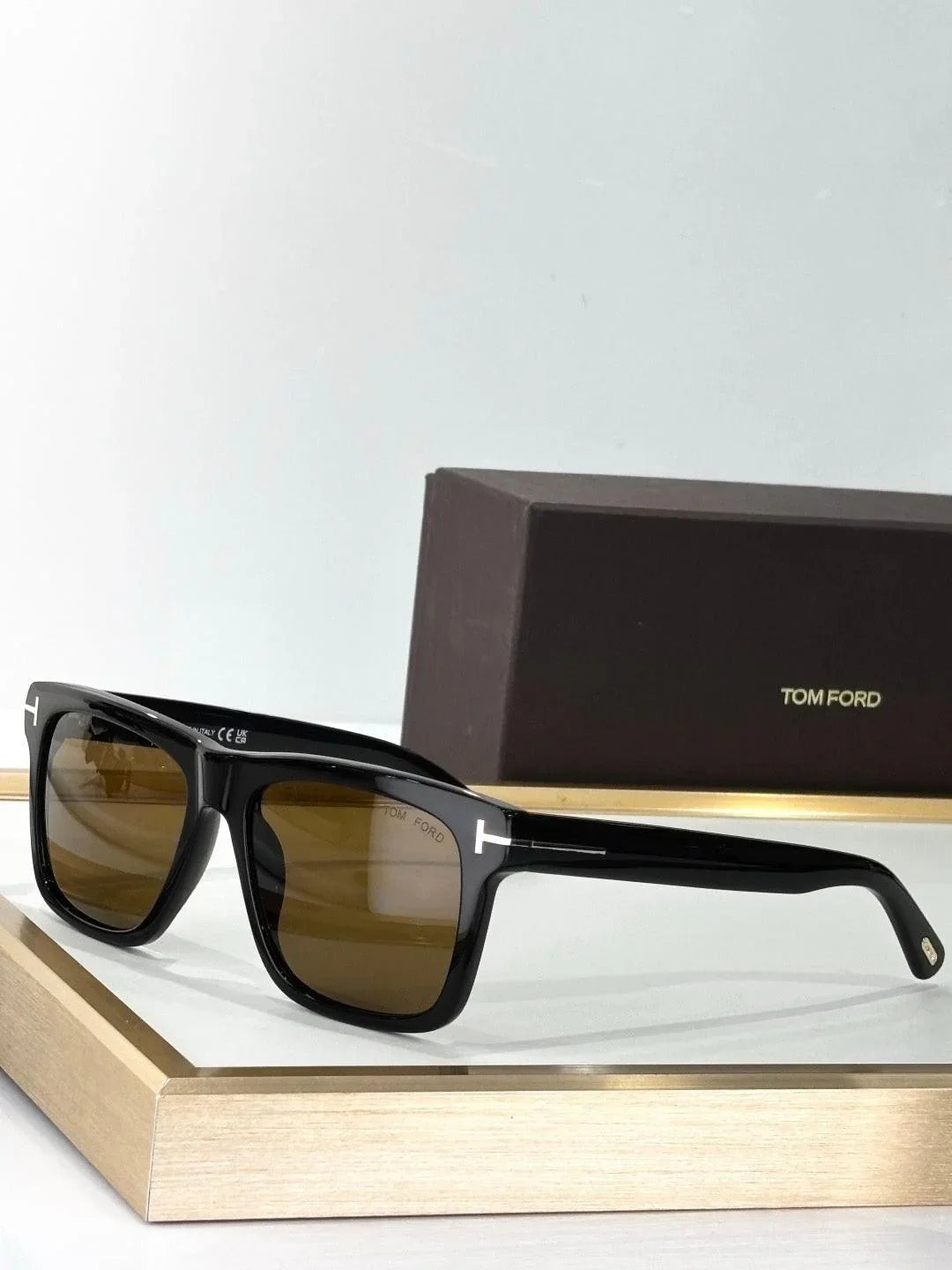TOM FORD Buckley-02 TF906-N 01A  🔱