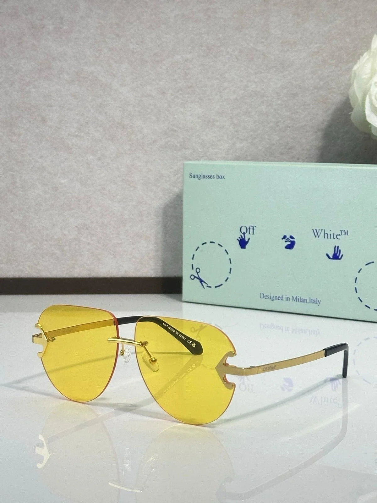 Off-White Men's Alexandria Metal Round Sunglasses 🧩