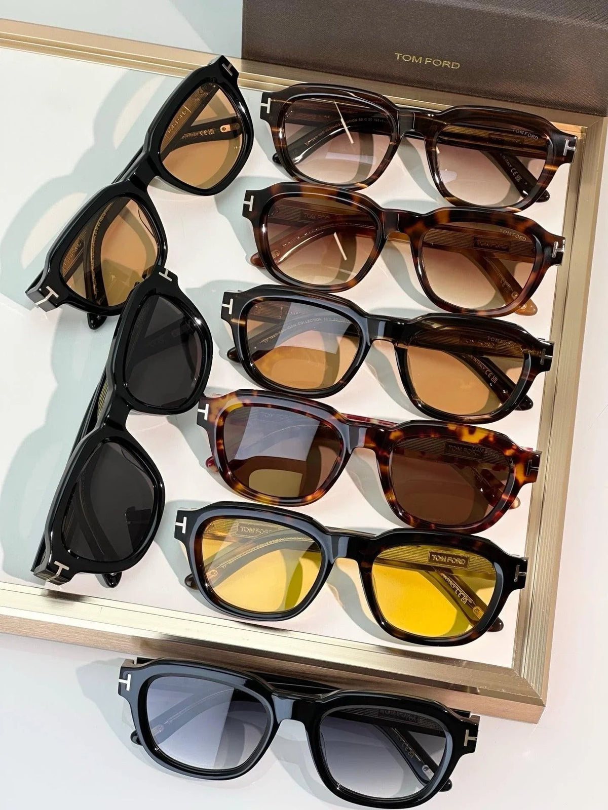 TOM FORD ICON SQUARE SUNGLASSES  FT1226  🔱