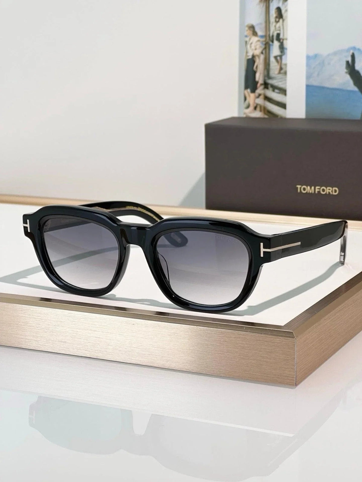 TOM FORD ICON SQUARE SUNGLASSES  FT1226  🔱