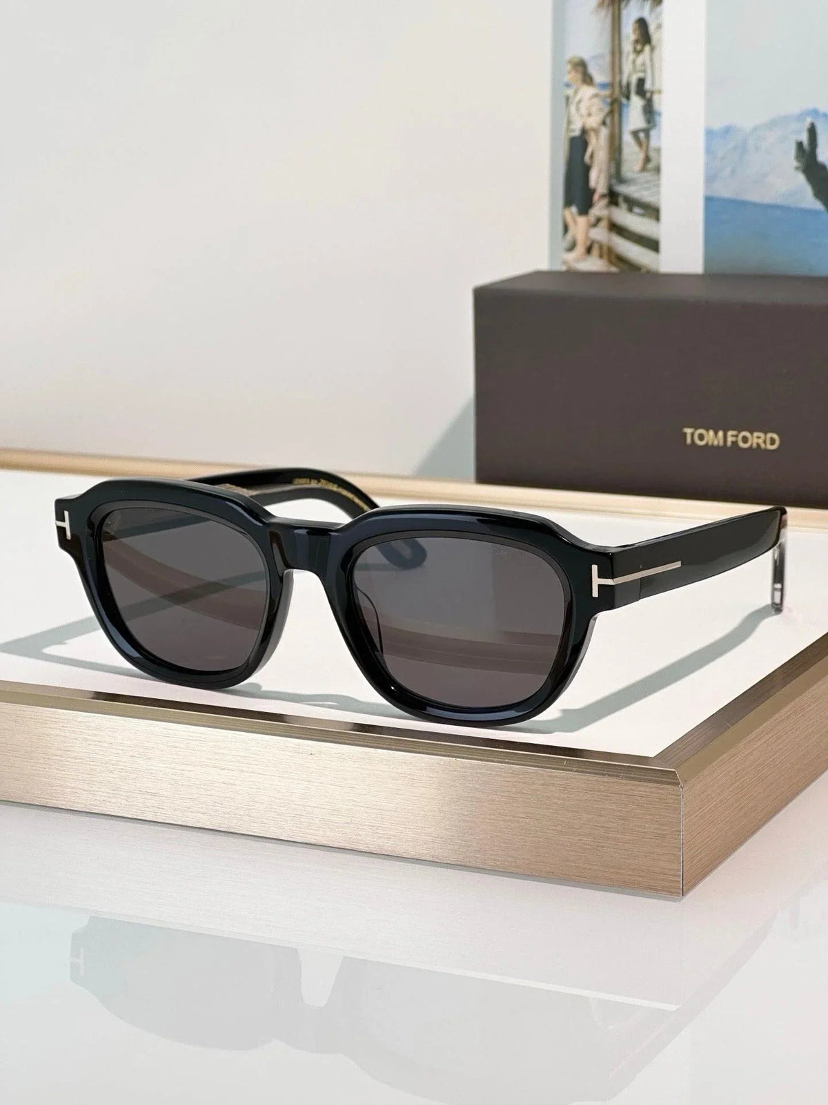 TOM FORD ICON SQUARE SUNGLASSES  FT1226  🔱
