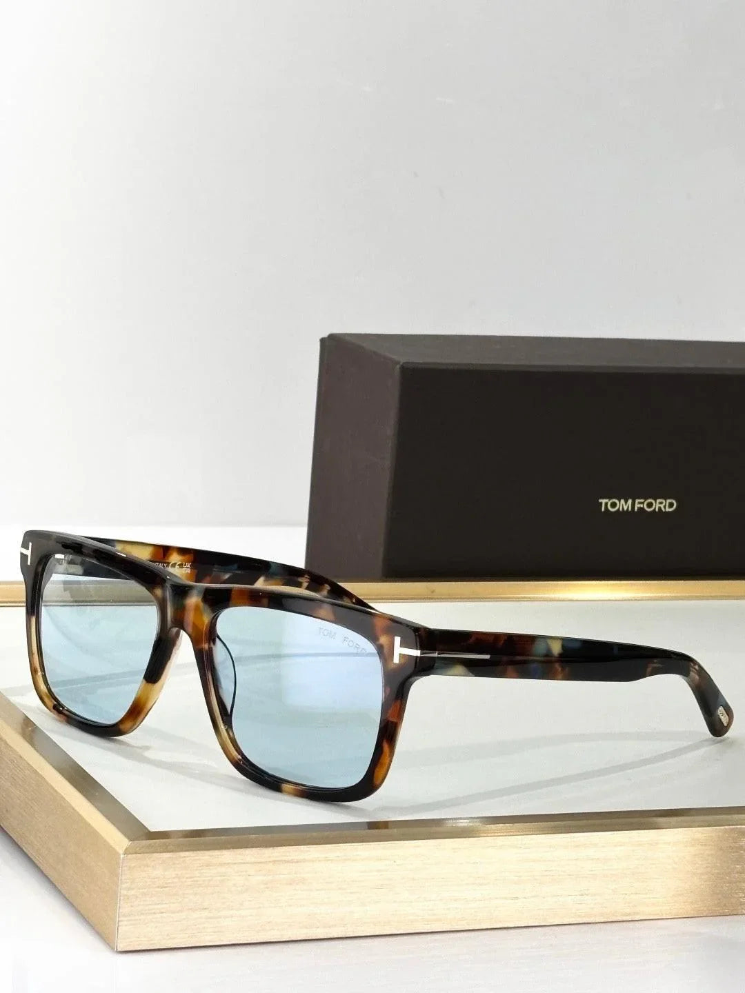 TOM FORD Buckley-02 TF906-N 01A  🔱