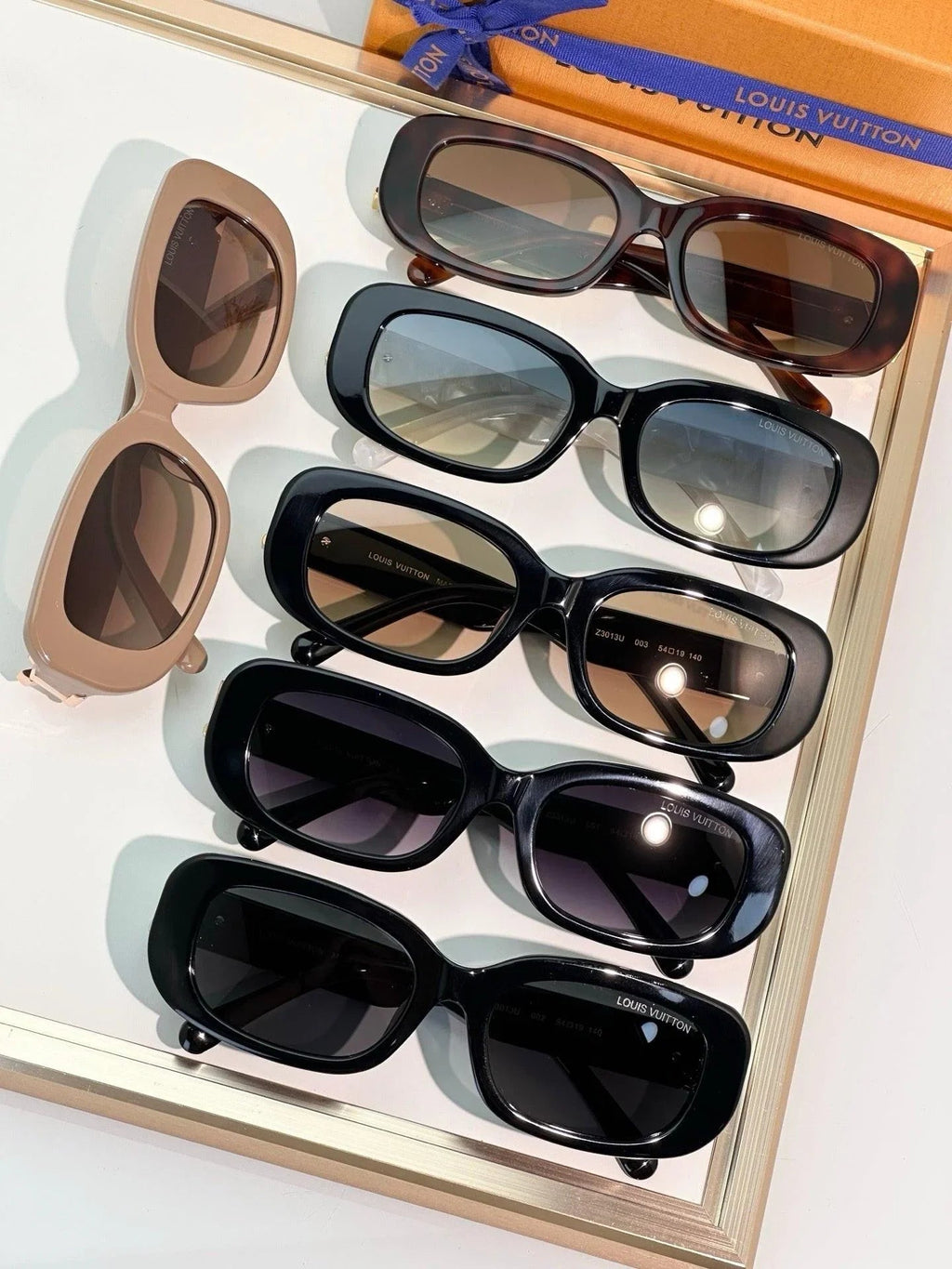 Louis Vuitton Z3013U LV Go-14 Oval Sunglasses  ✨