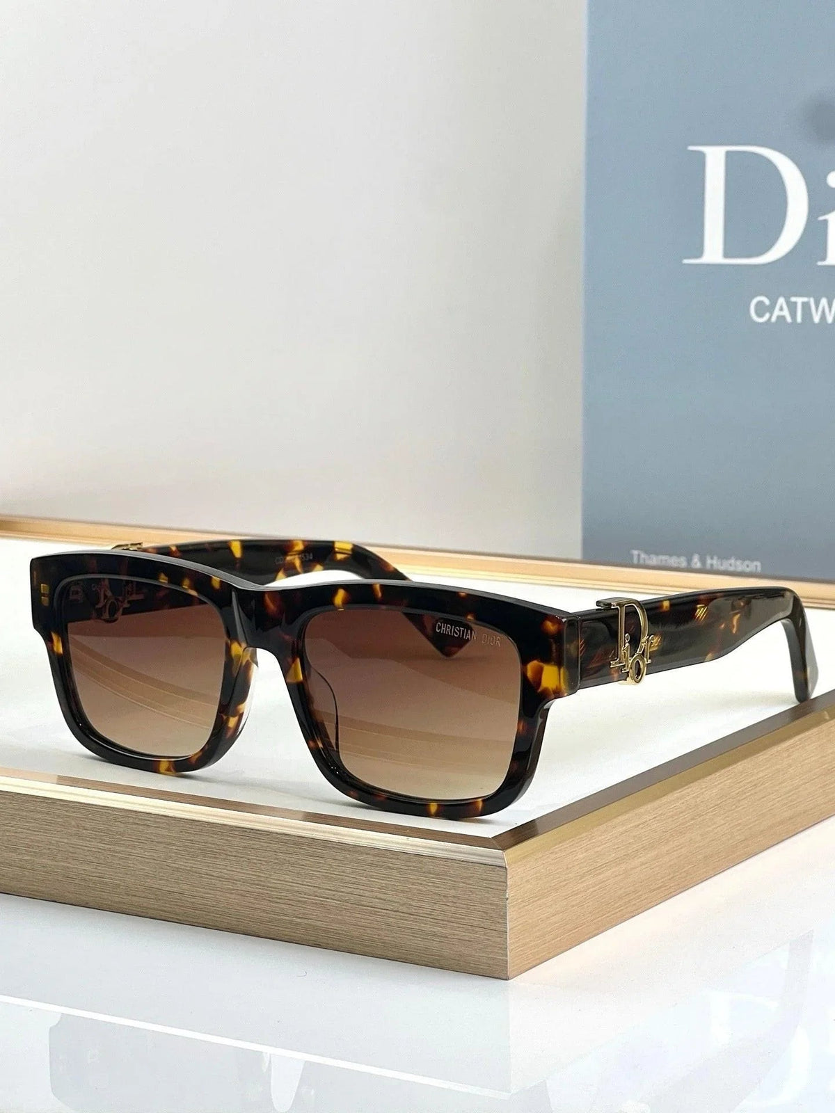 Dior Oblique S3F Transparent Rectangular Sunglasses✨