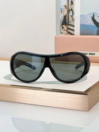 Miu Miu SMUB14 Runway  Women's Sunglasses ✨