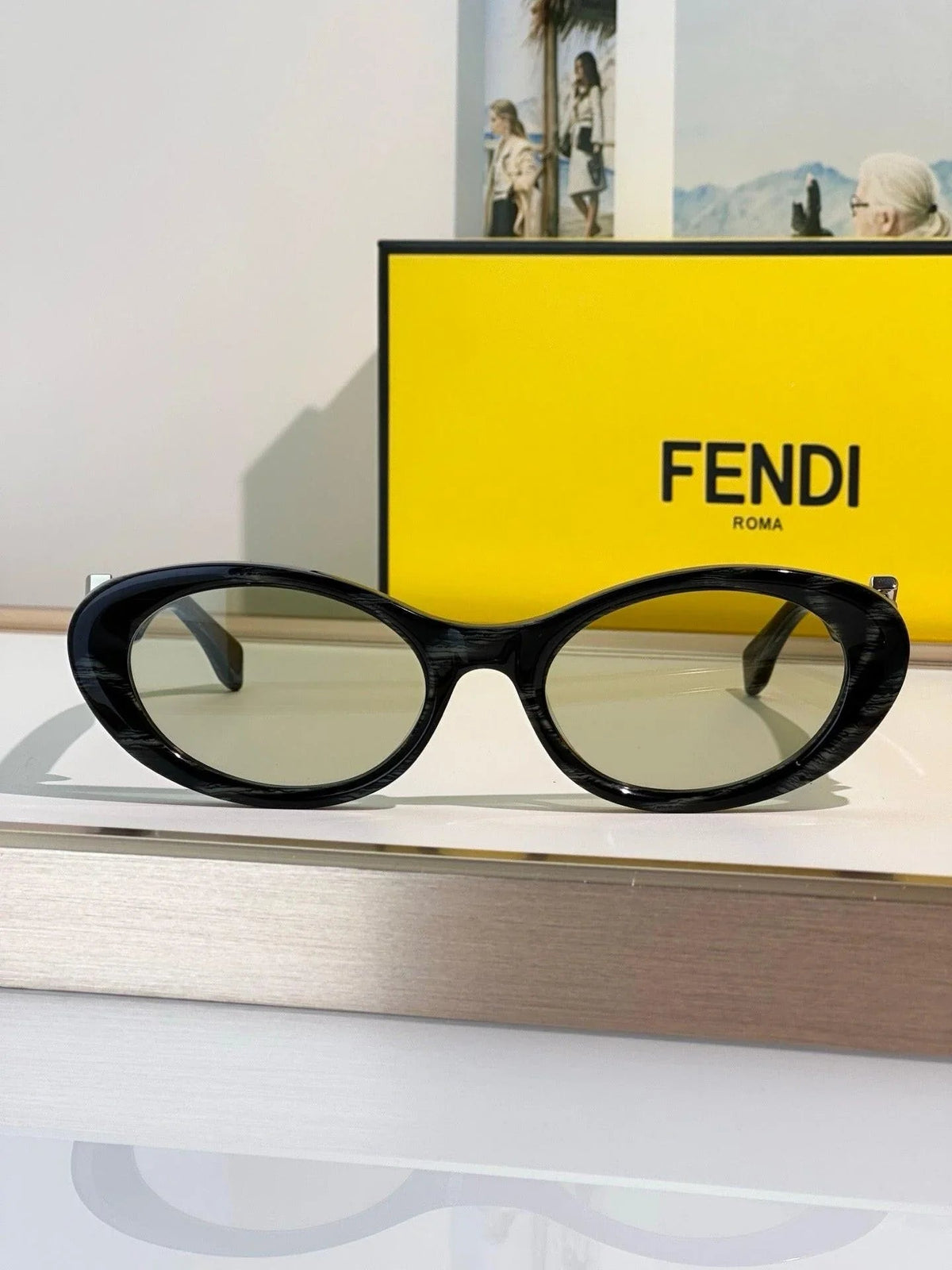 FENDI FF Diamonds FE40140U 56V Sunglasses✨