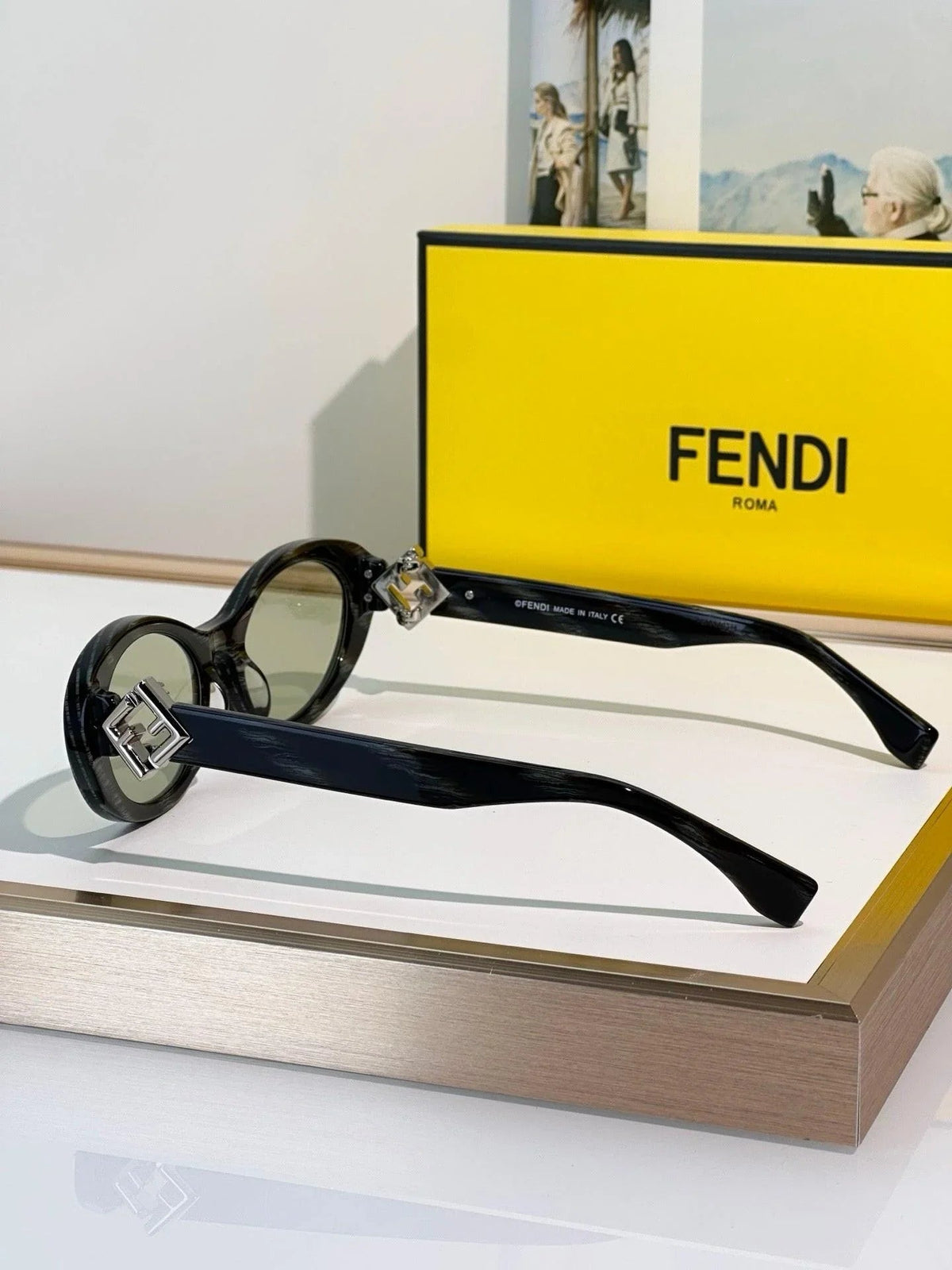 FENDI FF Diamonds FE40140U 56V Sunglasses✨