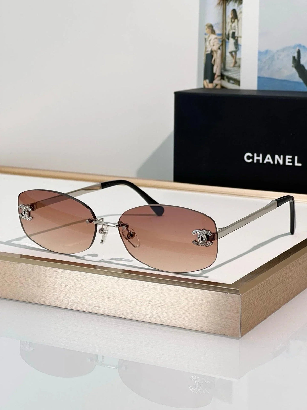 CHANEL 9561  Oval Sunglasses - Silver Pink Mirror - Chanel Eyewear  🖤
