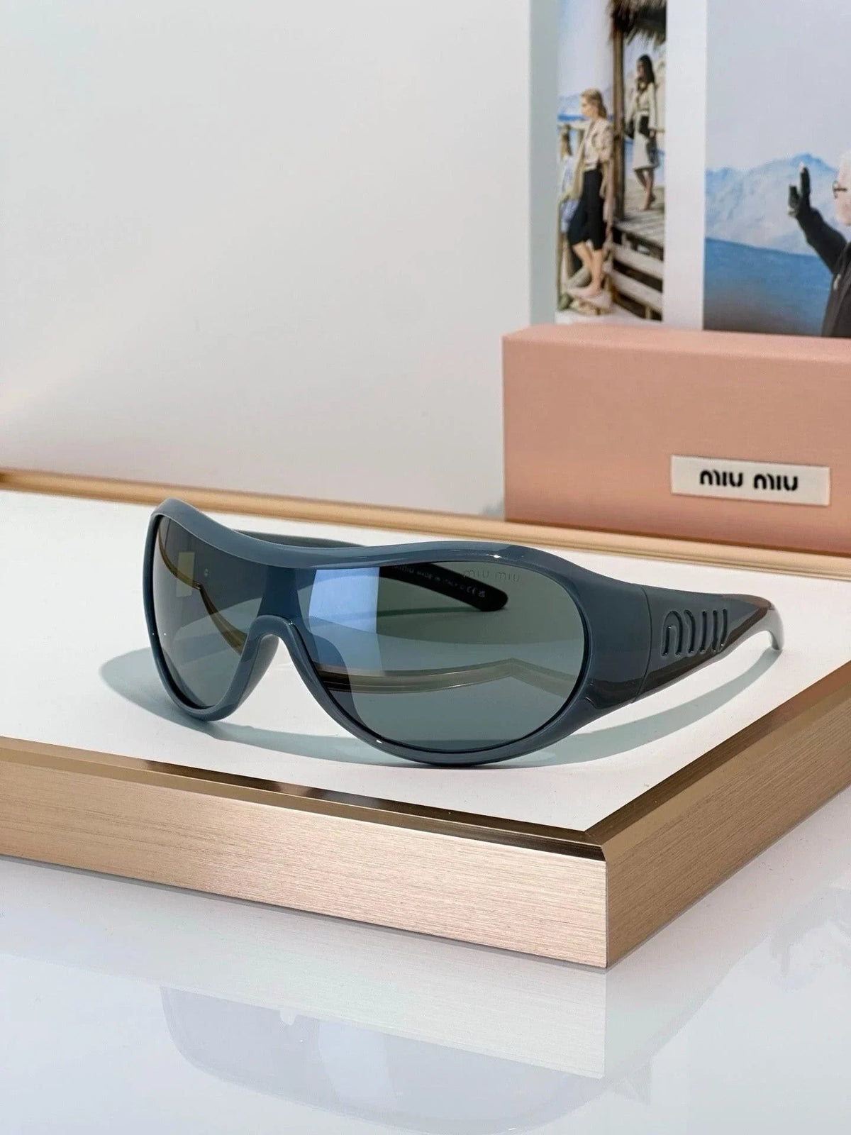 Miu Miu SMUB14 Runway  Women's Sunglasses ✨