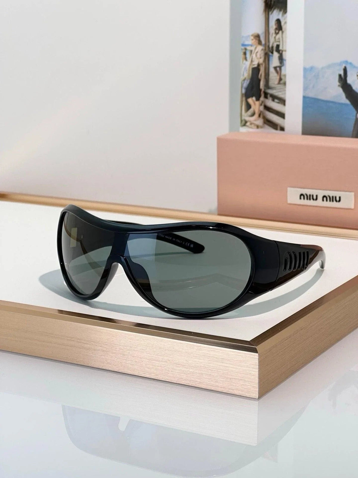 Miu Miu SMUB14 Runway  Women's Sunglasses ✨