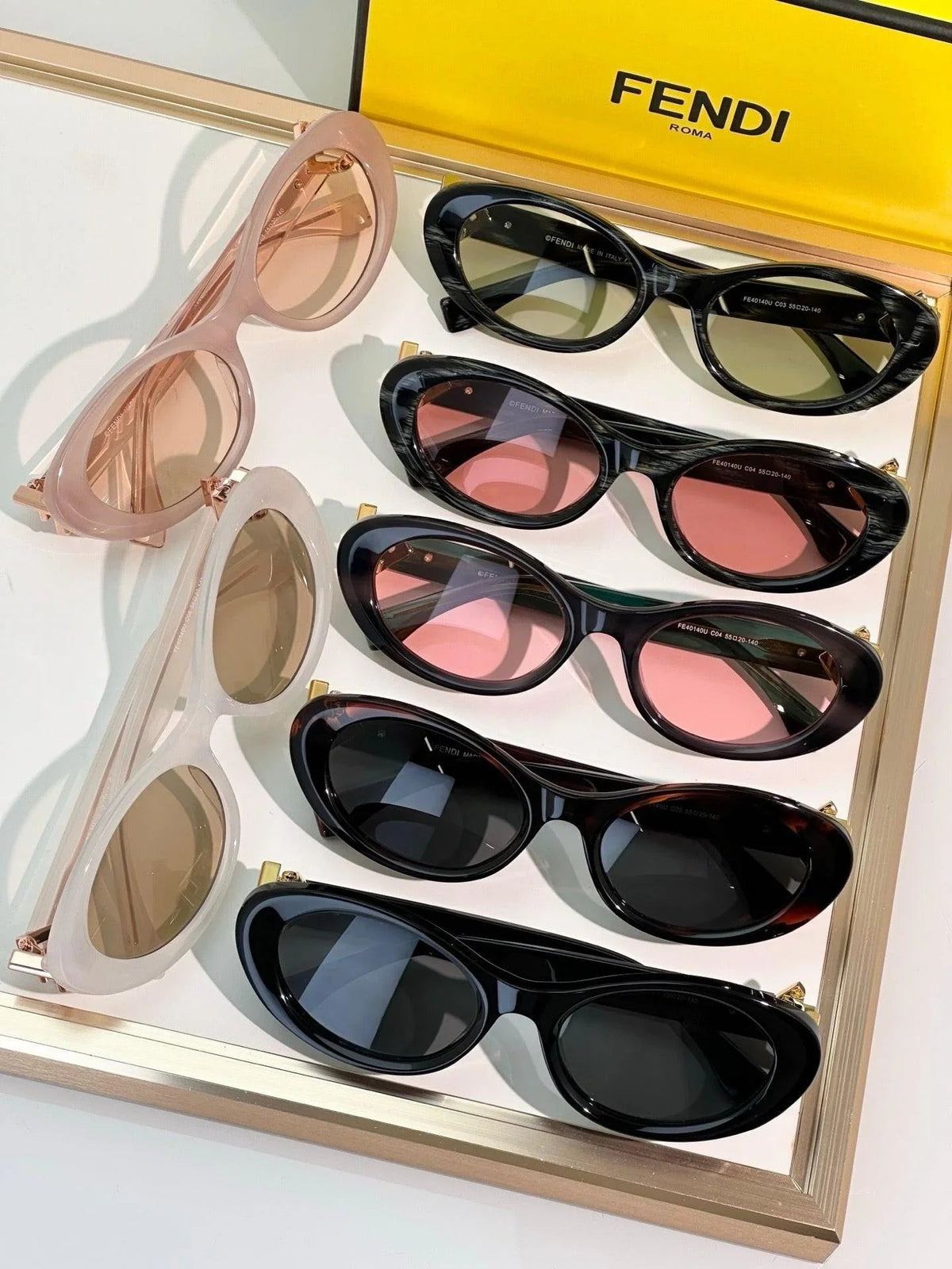 FENDI FF Diamonds FE40140U 56V Sunglasses✨