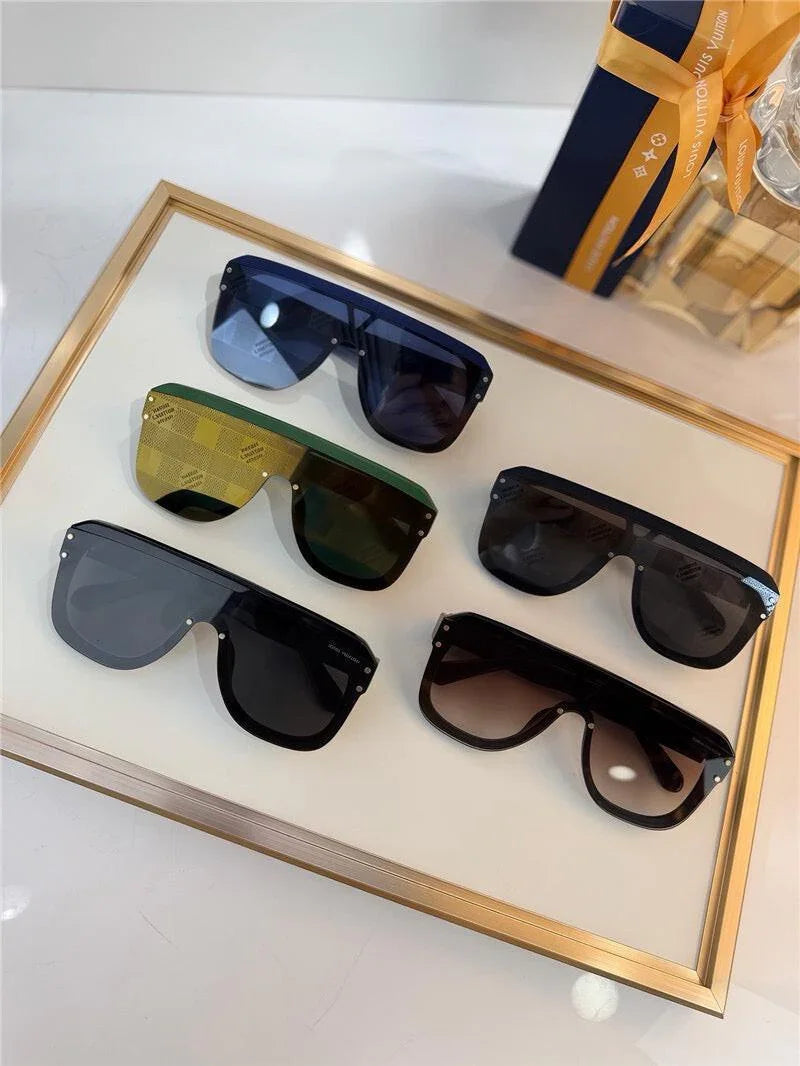 Louis Vuitton Z2906U LV Waimea Mask Round Sunglasses ✨