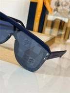Louis Vuitton Z2906U LV Waimea Mask Round Sunglasses ✨