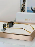 DIOR Dior Clover S1U Gray Rectangular Sunglasses✨