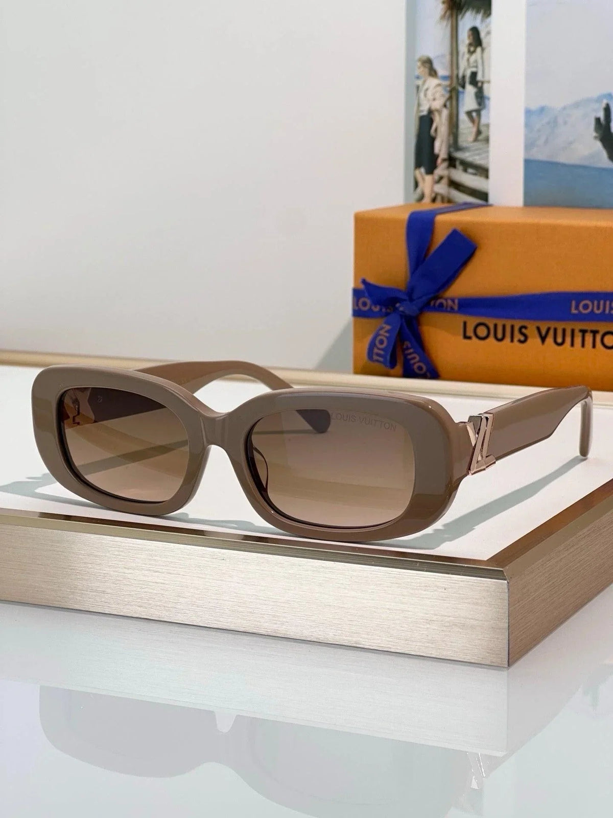 Louis Vuitton Z3013U LV Go-14 Oval Sunglasses  ✨
