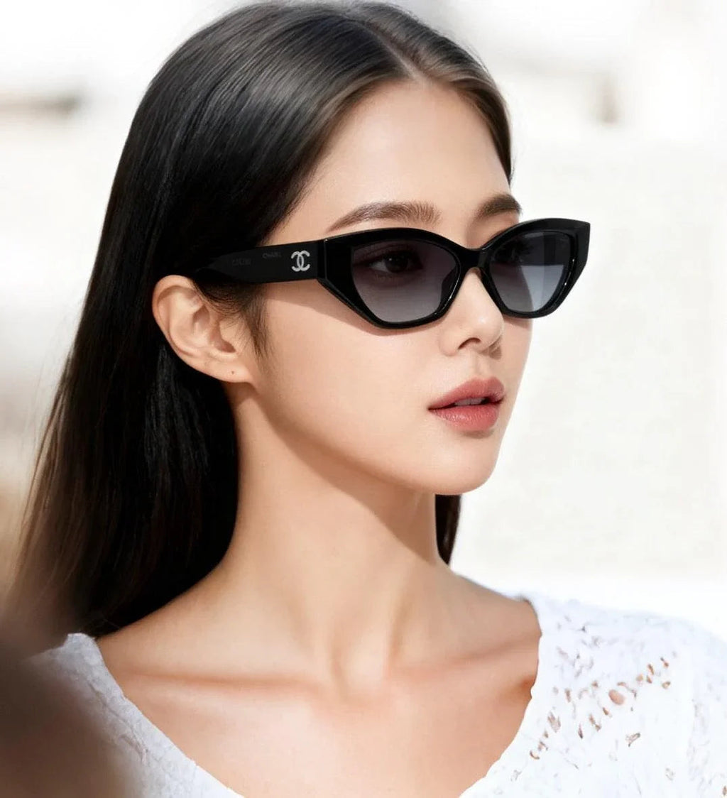 CHANEL A71765 EXCLUSIVE  Cat Eye Sunglasses - Chanel Eyewear  🖤