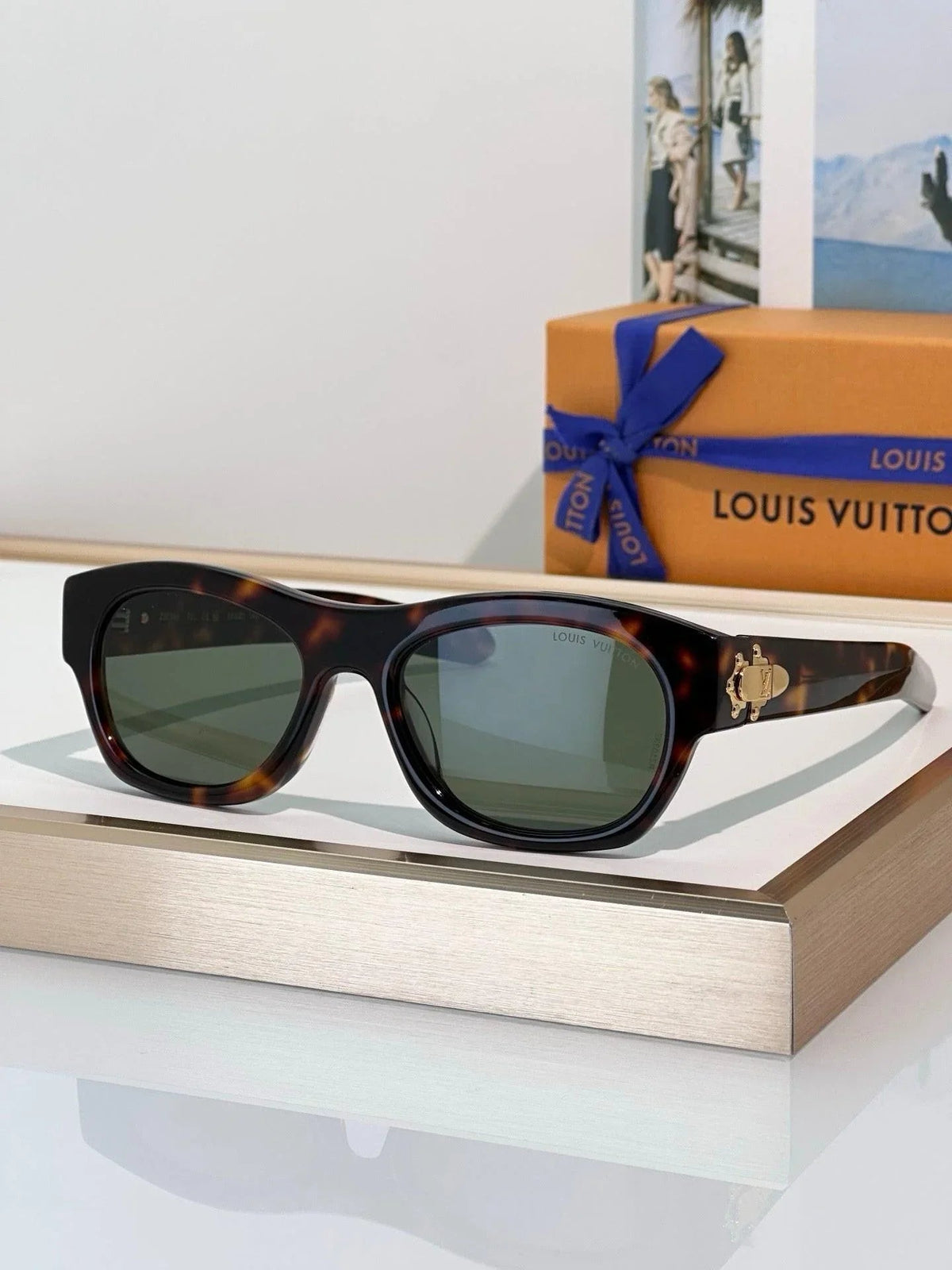 Louis Vuitton Z3048U LV Frog Round Square Sunglasses  ✨