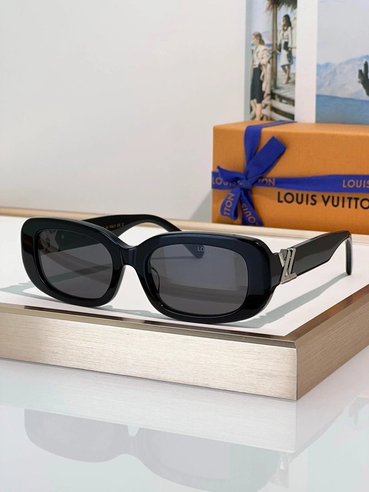 Louis Vuitton Z3013U LV Go-14 Oval Sunglasses  ✨
