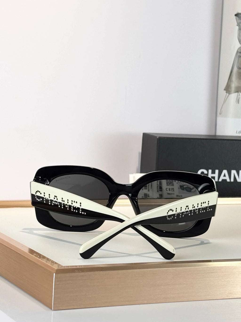 CHANEL 5563B SQUARE  Sunglasses Chanel Eyewear  🖤