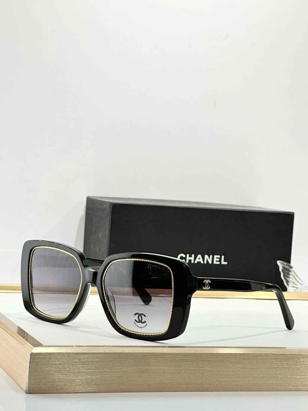 CHANEL 9157 Exclusive Square Sunglasses   🖤