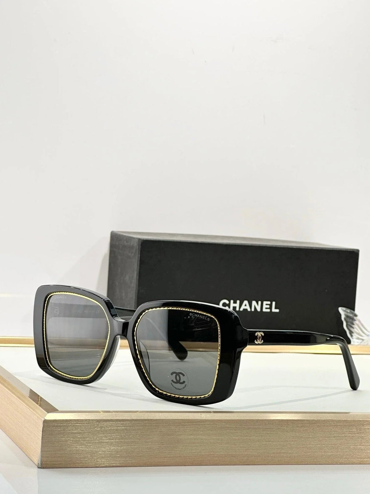 CHANEL 9157 Exclusive Square Sunglasses   🖤
