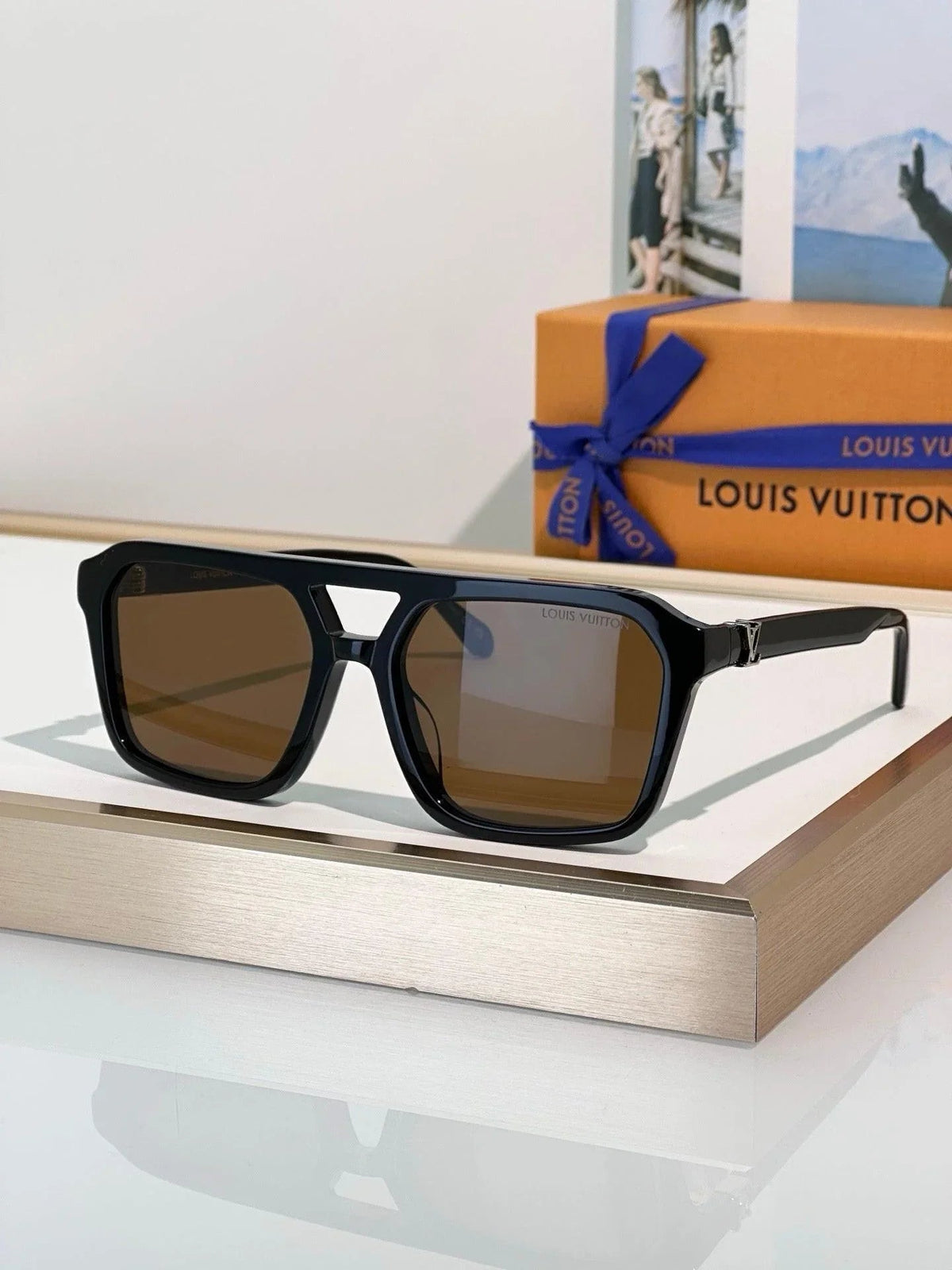Louis Vuitton Z3120U LV Hit Large Square Sunglasses   ✨