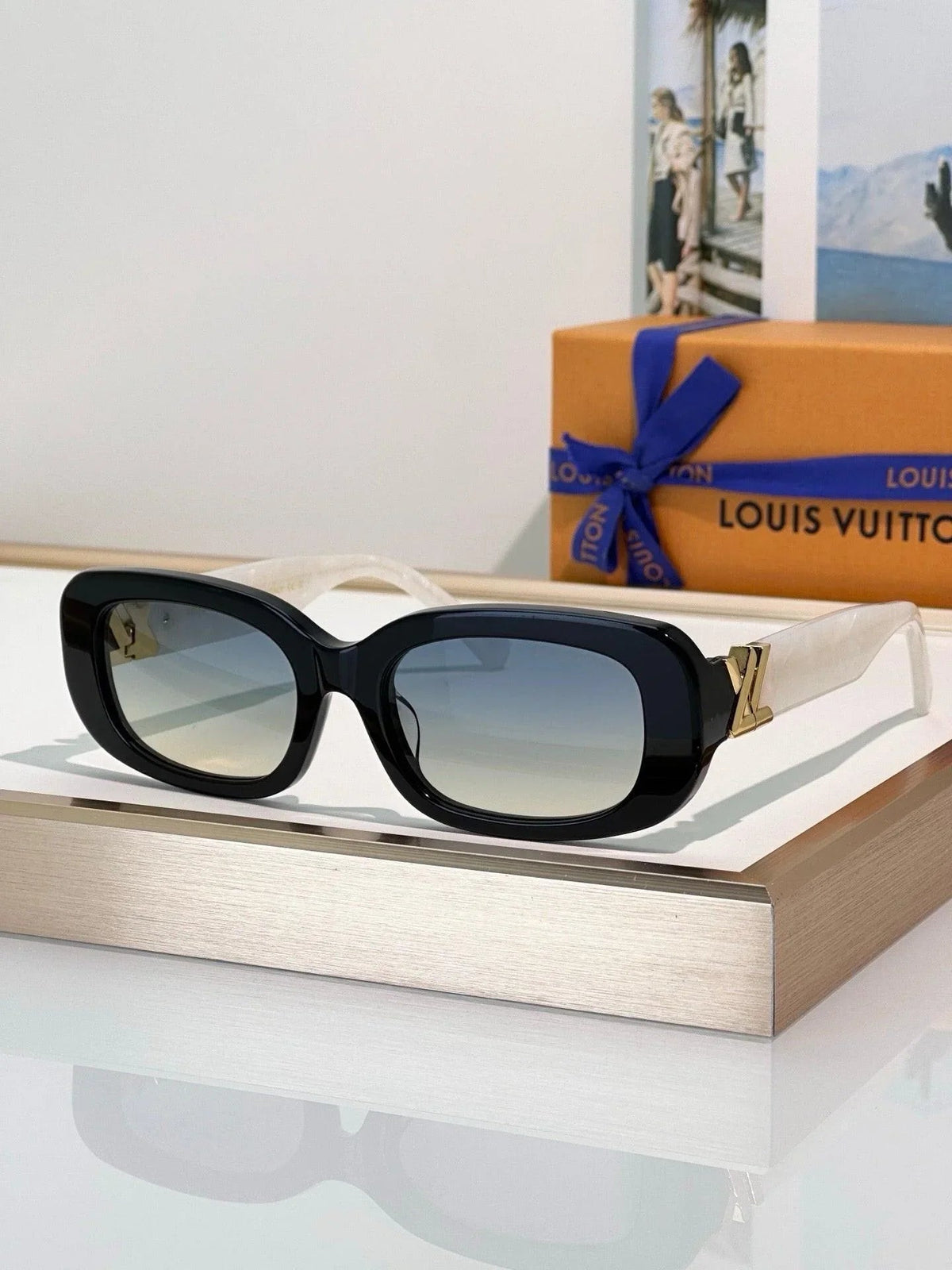 Louis Vuitton Z3013U LV Go-14 Oval Sunglasses  ✨