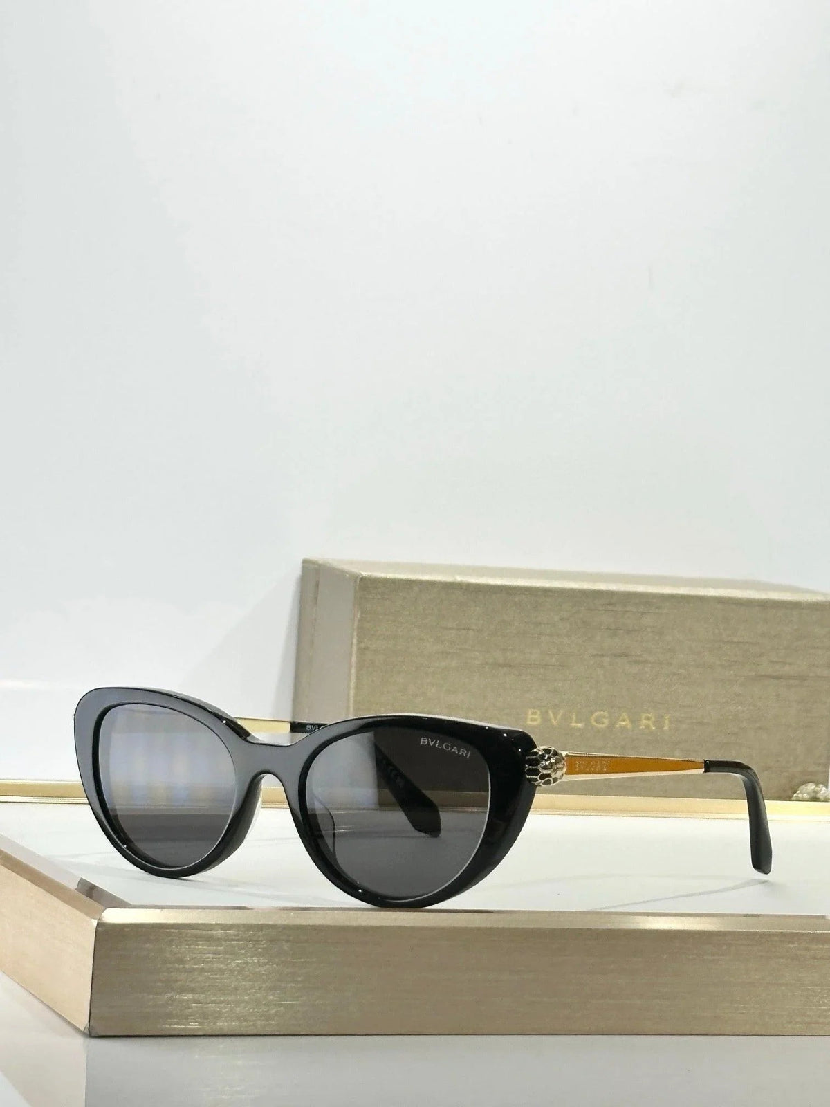 BVLGARI Bvlgari Serpenti Forever BV 40067I Sunglasses ✨