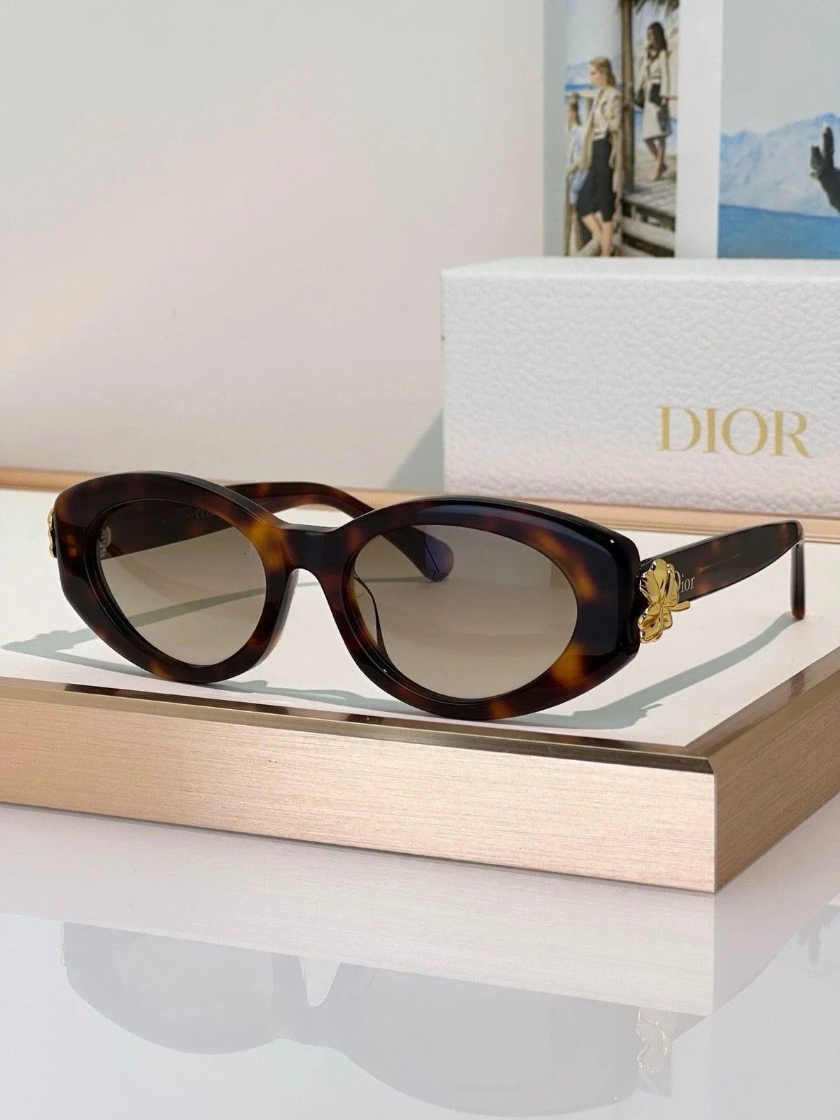 DIOR Dior Clover B1F Transparent Pink Oval  Sunglasses✨