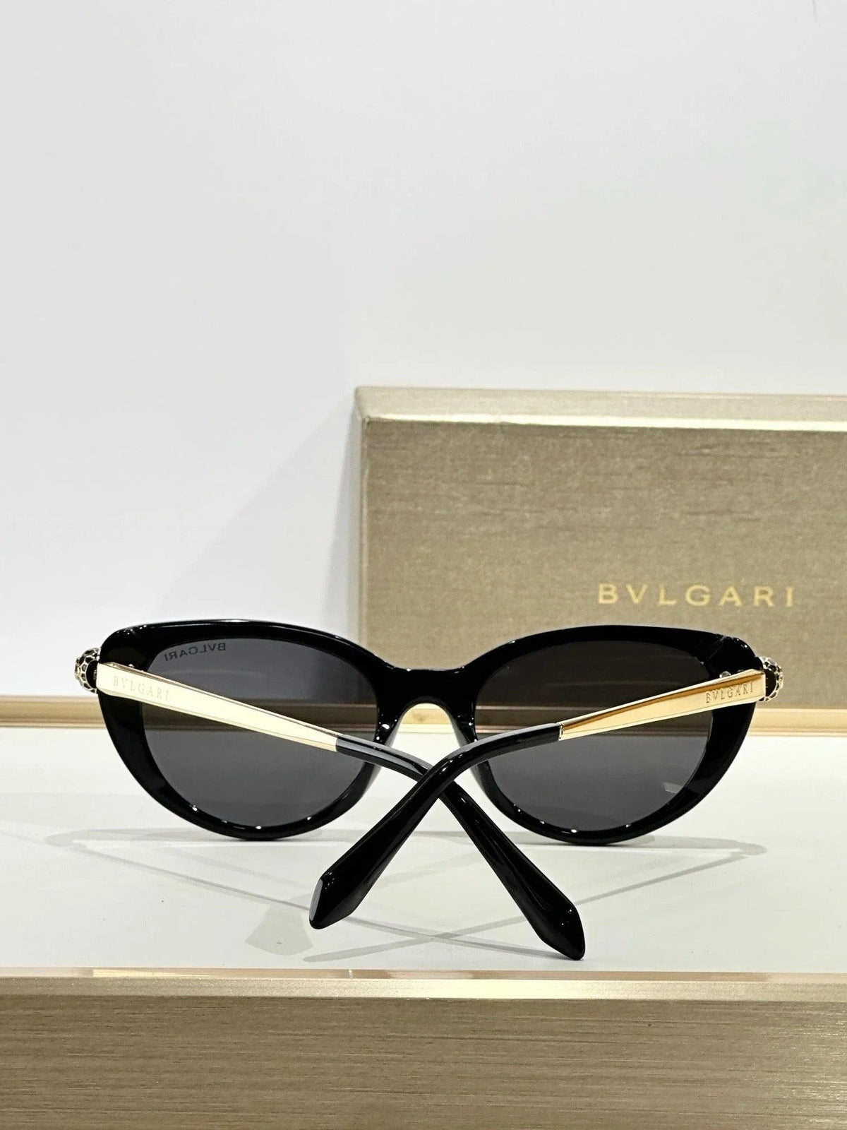 BVLGARI Bvlgari Serpenti Forever BV 40067I Sunglasses ✨