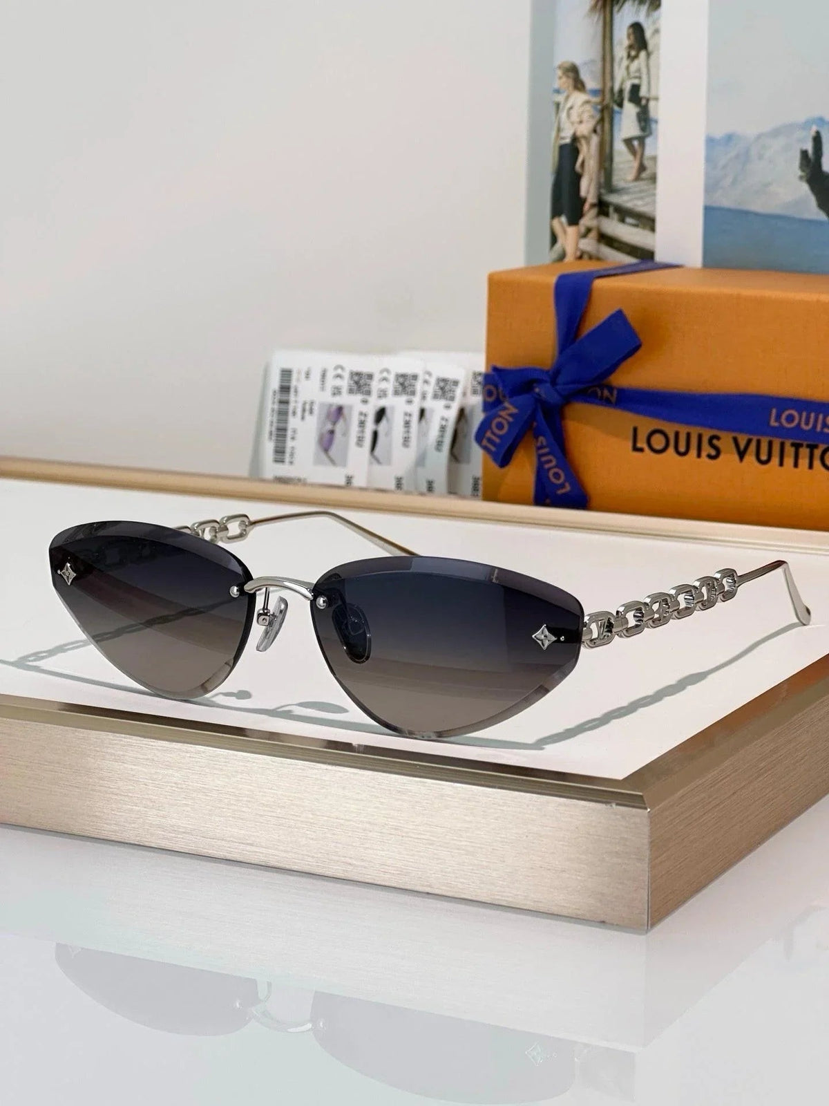 Louis Vuitton Z3015U LV Jewel Low Cat Eye Sunglasses  ✨